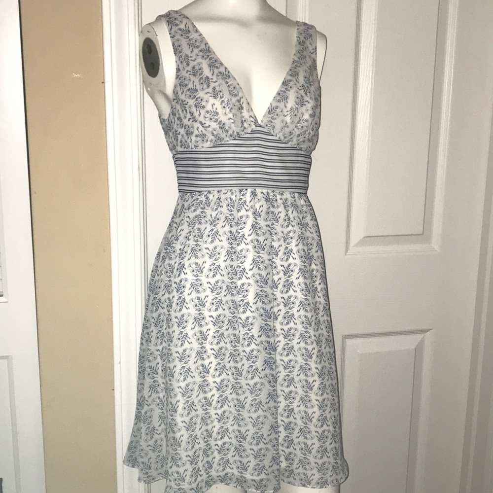 ‼️5/$15‼️ Delicate Sleeveless Dress